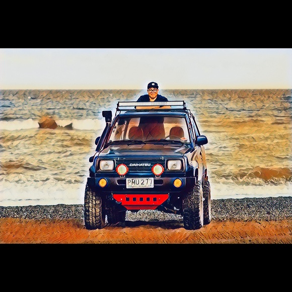 Meet your Posher, Eduardo - Picture 1 of 2